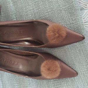 Women' s high heel brown satin shoes